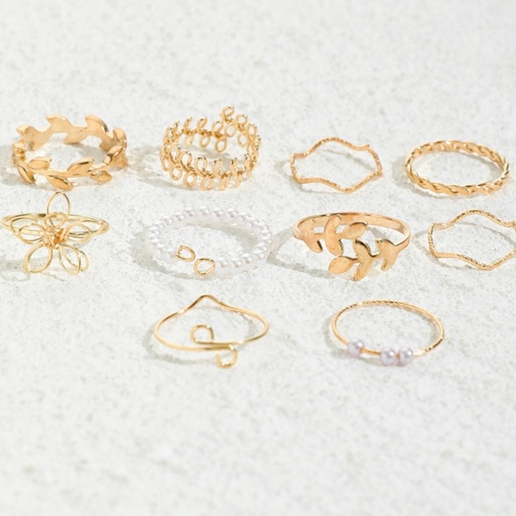 10 Piece Gold Rings Set - Picture 2 of 8